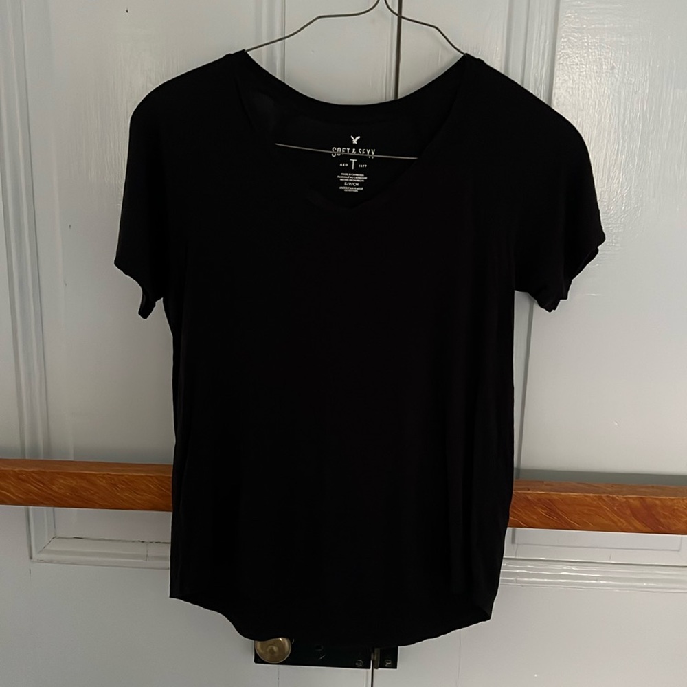American Eagle Soft & Sexy Woman’s Black Top